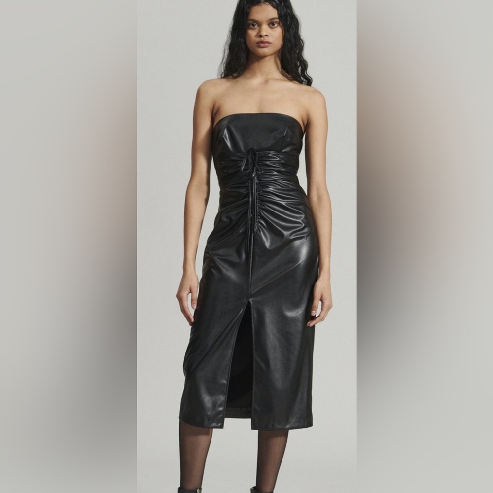 Rachel Comey Size 4 Spina Faux Leather Strapless Sheath Dress Black Ruched Slit